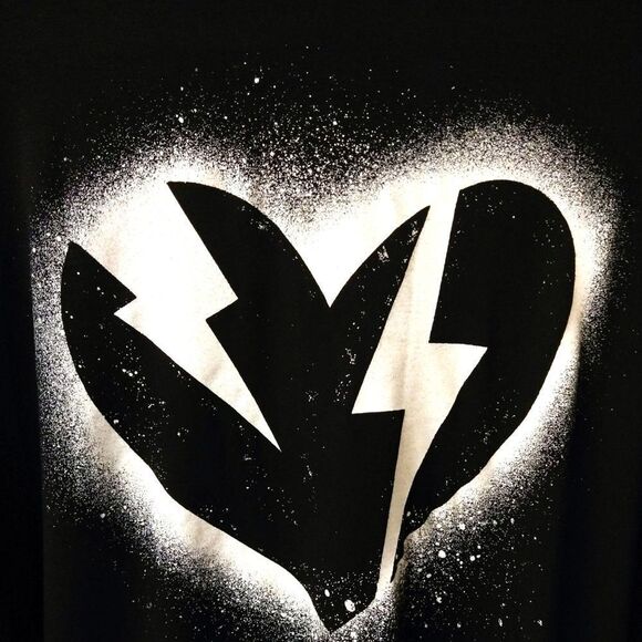 TORRID Plus Size Lovesick Black Super Soft Cocoon Lightening Bolt,Heart Kimono - Picture 6 of 16